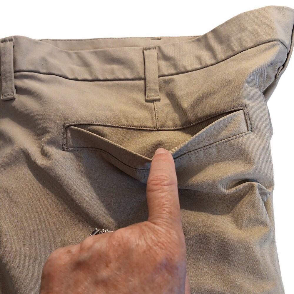 Swisstech Men's Khaki Stretch Comfort 5 Pocket 1 Zip Flat Front Shorts Size 42 - Picture 5 of 8